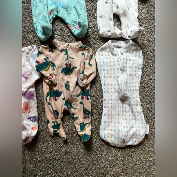 Newborn Baby Lot - 17 Pieces - Picture 5 of 7